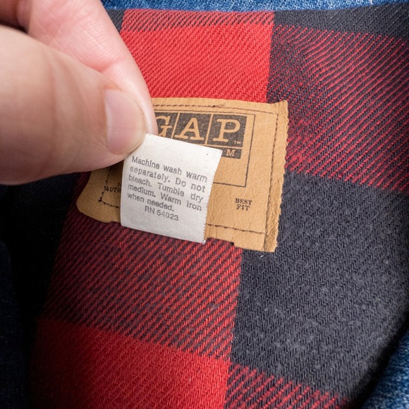 Vintage GAP Flannel Lined Denim Trucker Jacket Buffalo Plaid 90s Workwear M - Picture 12 of 12